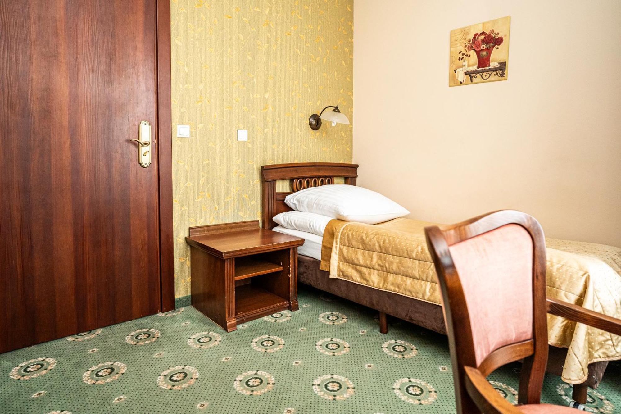 Hotel Arkadia Royal Varsó Kültér fotó